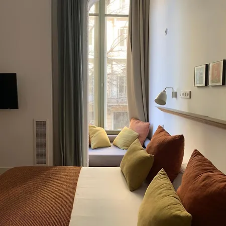 Casa Mathilda 4* برشلونة