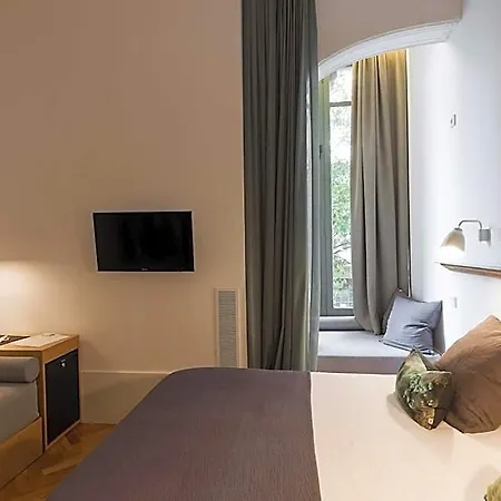 Casa Mathilda 4* Barcelona