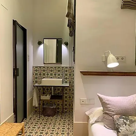 Casa Mathilda Bed & Breakfast Barcelona